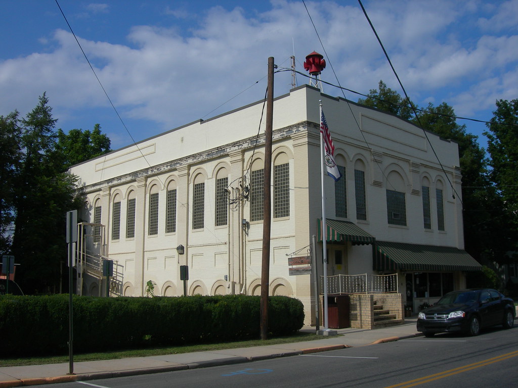 Moorefield City Hall Moorefield, West Virginia constructed… Flickr