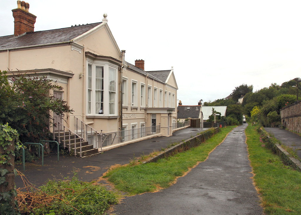 Bideford. Private platforms for the 'Royal Hotel' looking … Flickr
