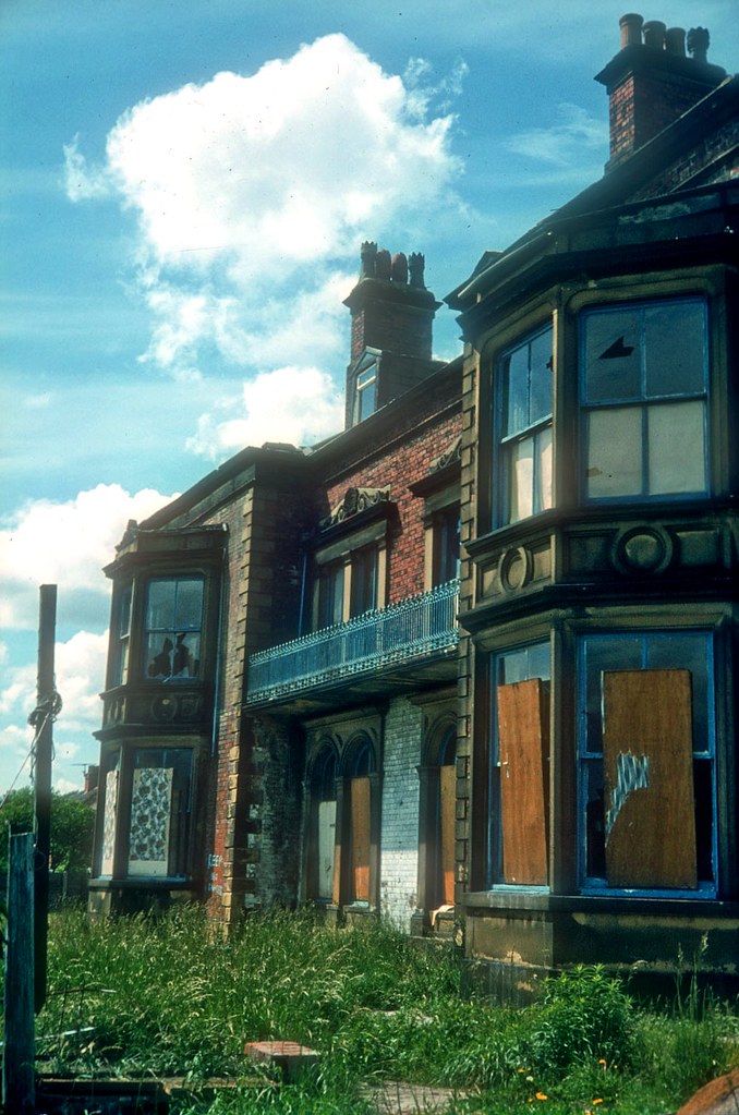 Manor House, Powis Road, Ashton, Preston. (1 of 5) a photo on Flickriver