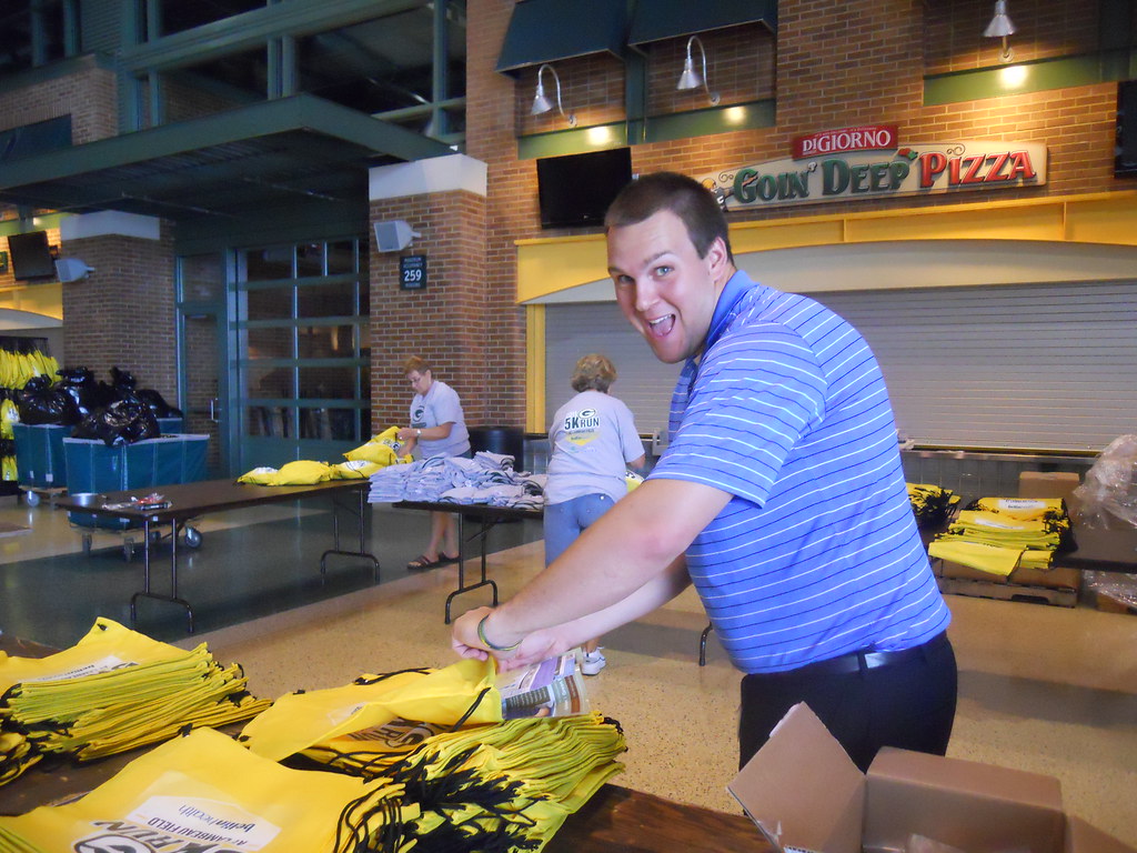 Packers 5K 7.27.2011 Goodie bag 016 American Red Cross Wisconsin