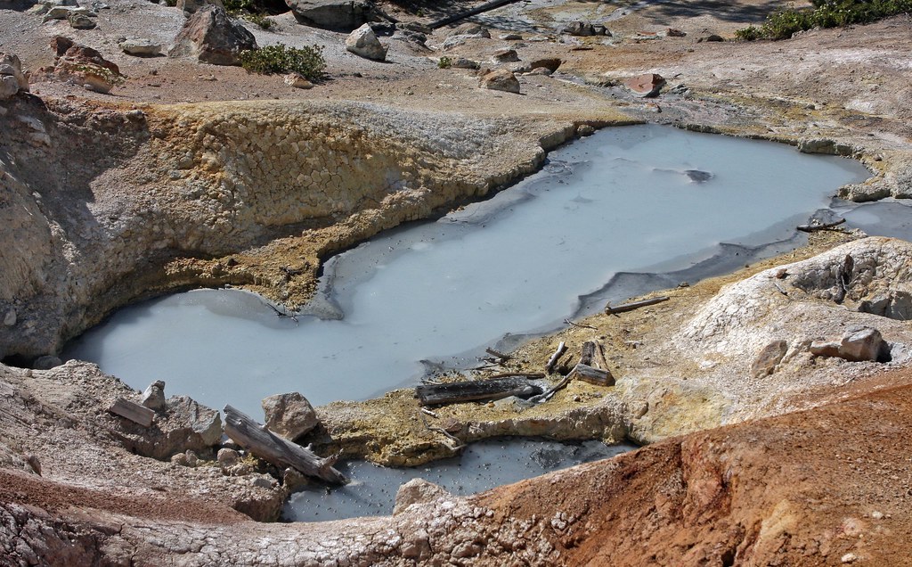 Hot Springs / Lassen Volcanic National Park Hot Springs. T… Flickr