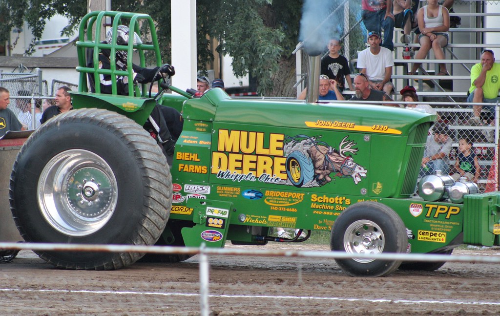 Ft.Recovery Tractor Pulls Duane Clawson Flickr