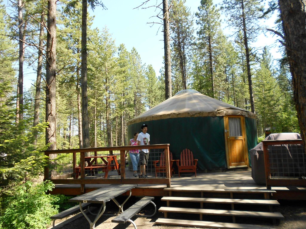 Yurt in Winchester lake State Park, ID . luz y mandalas Flickr