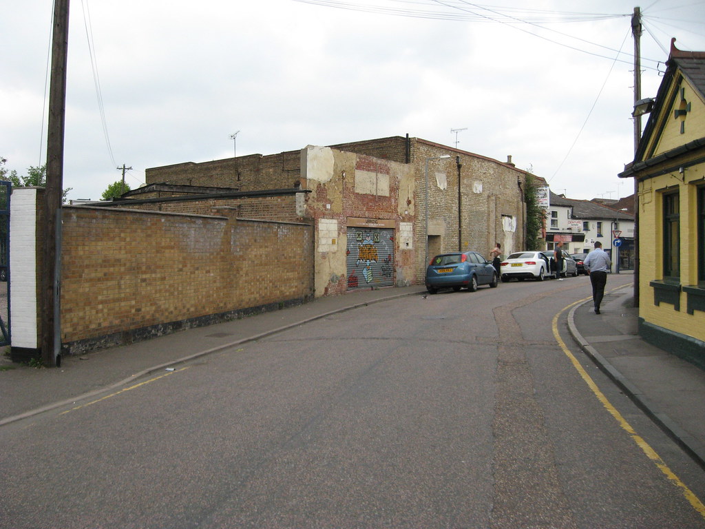 The Select, New Writtle Street It's a wonder the council d… Flickr