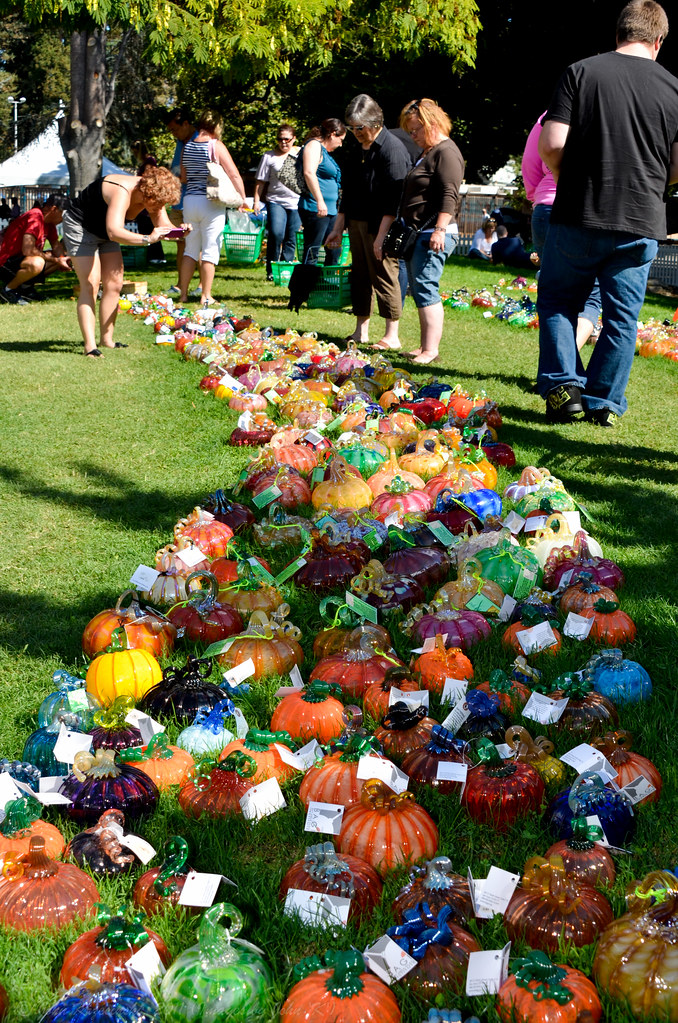 The patch Taken at the 16th Annual Great Glass Pumpkin Pat… Flickr