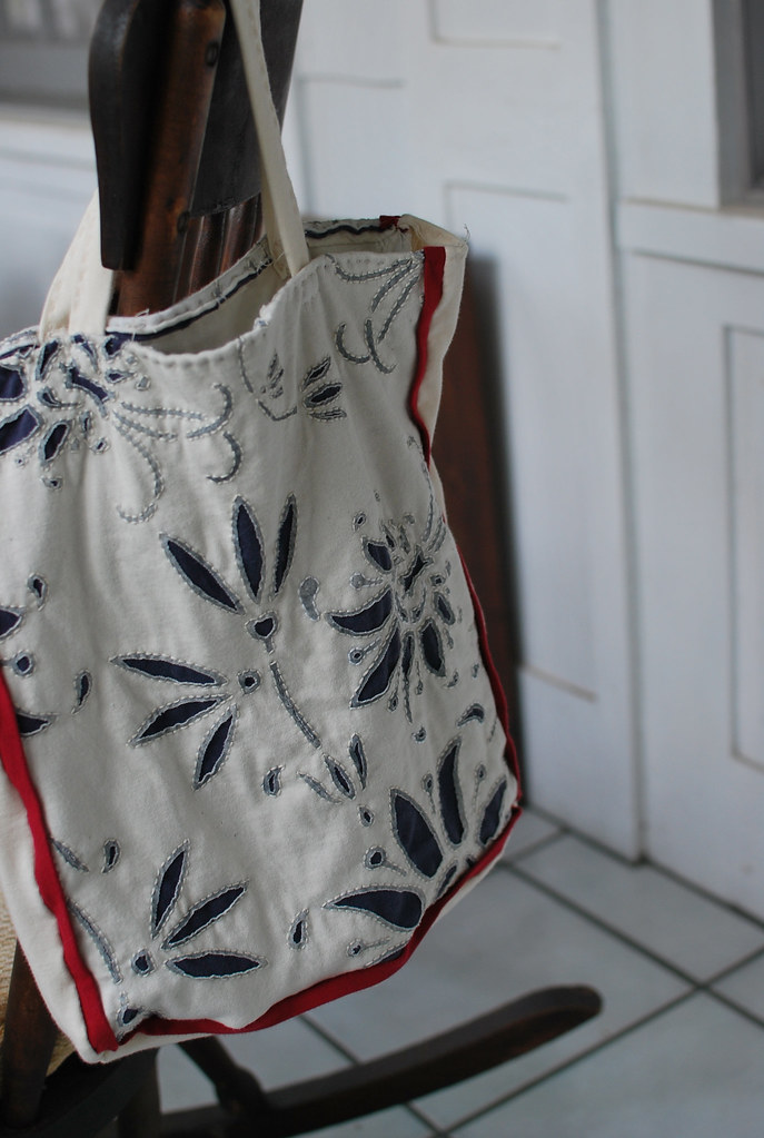 my new bag made from an alabama chanin kit. backstitch rev… Flickr