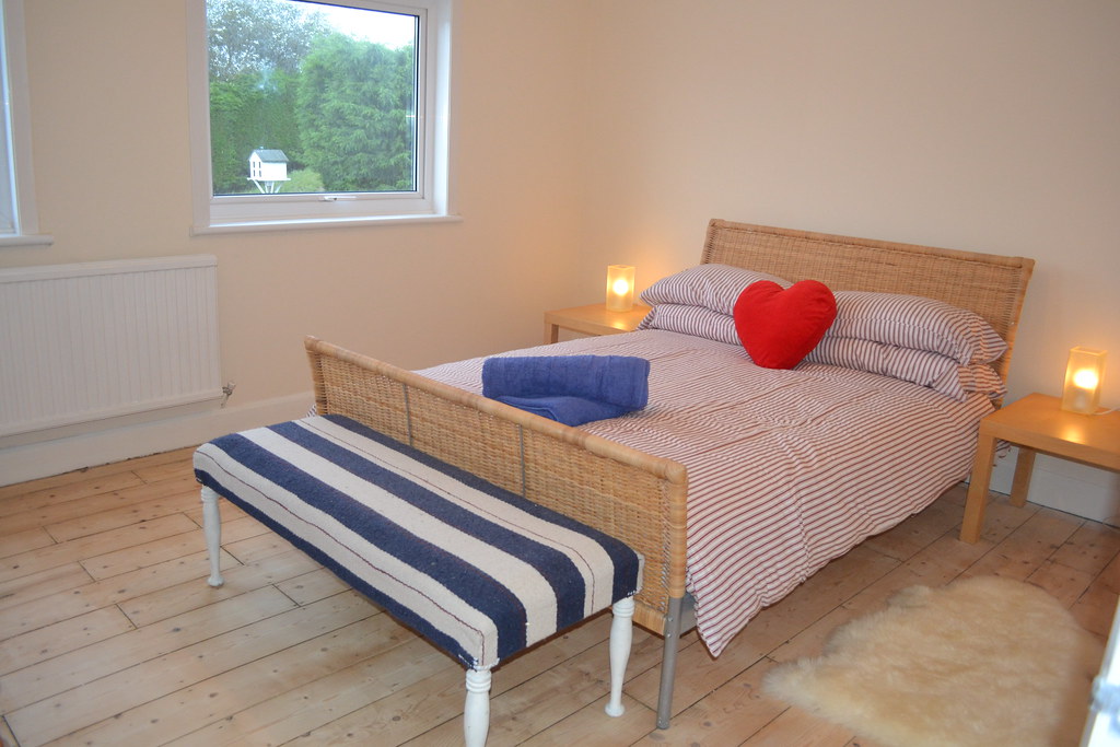 North East Bedroom with Beach Views Water's Edge Flickr