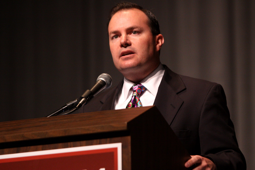 Mike Lee Mike Lee speaking at LPAC 2011 in Reno, Nevada. P… Flickr
