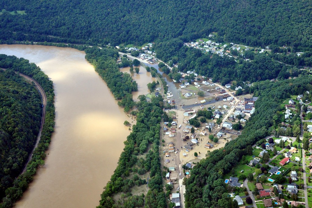 Shikshinny, Pa Flood 2011 at least half of this small to… Flickr