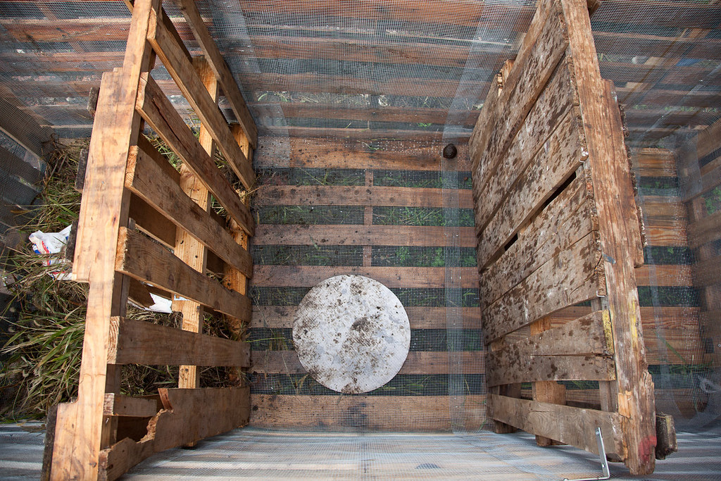 compost bin divided into 3 sections Plant Chicago Flickr