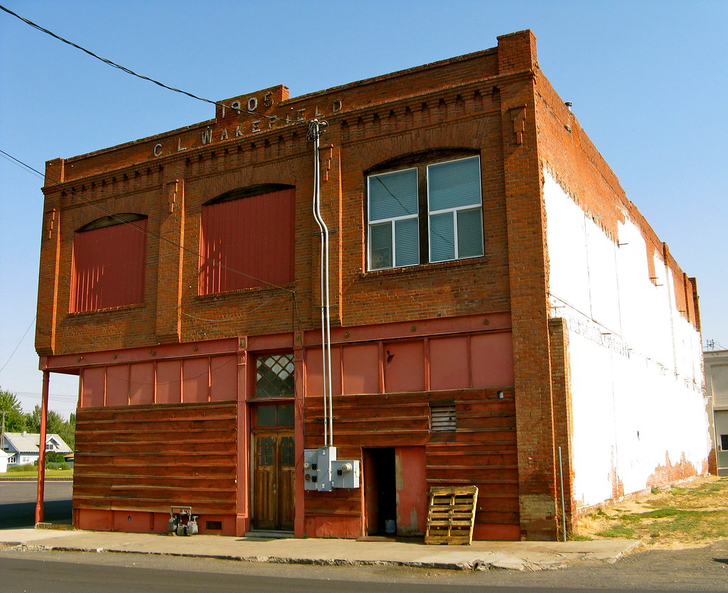 C.L. Wakefield building. Endicott,Washington It looks like… Flickr