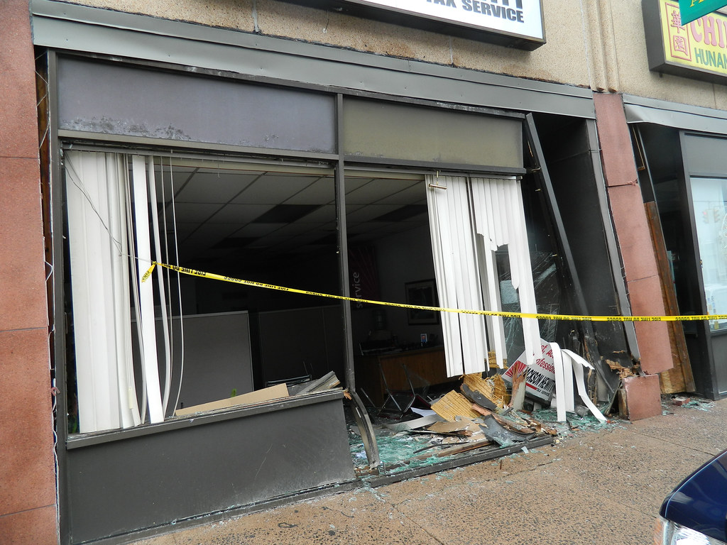 Car Into Ansonia Building Valley Independent Sentinel Flickr
