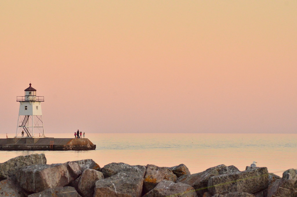 Sunset at Grand Marais, Minnesota Grand Marais,Minnesota, … Flickr