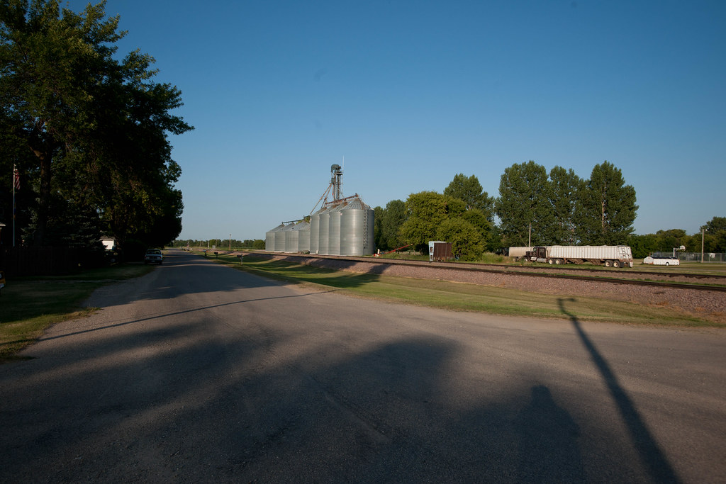 Leonard, North Dakota From Andrew Filer Flickr