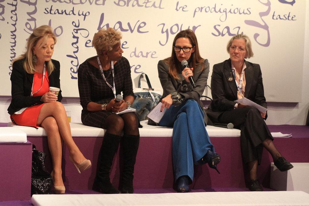 Sharon Bowen's Instagram, Twitter & Facebook on IDCrawl