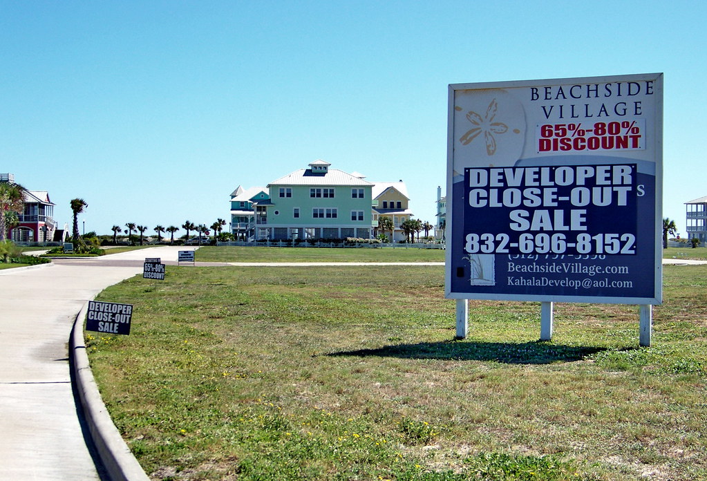 TX11j144 Beachside Village, Galveston TX Developer Closeo… Flickr