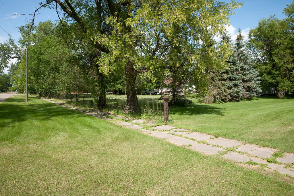 Bathgate, North Dakota From Andrew Filer Flickr