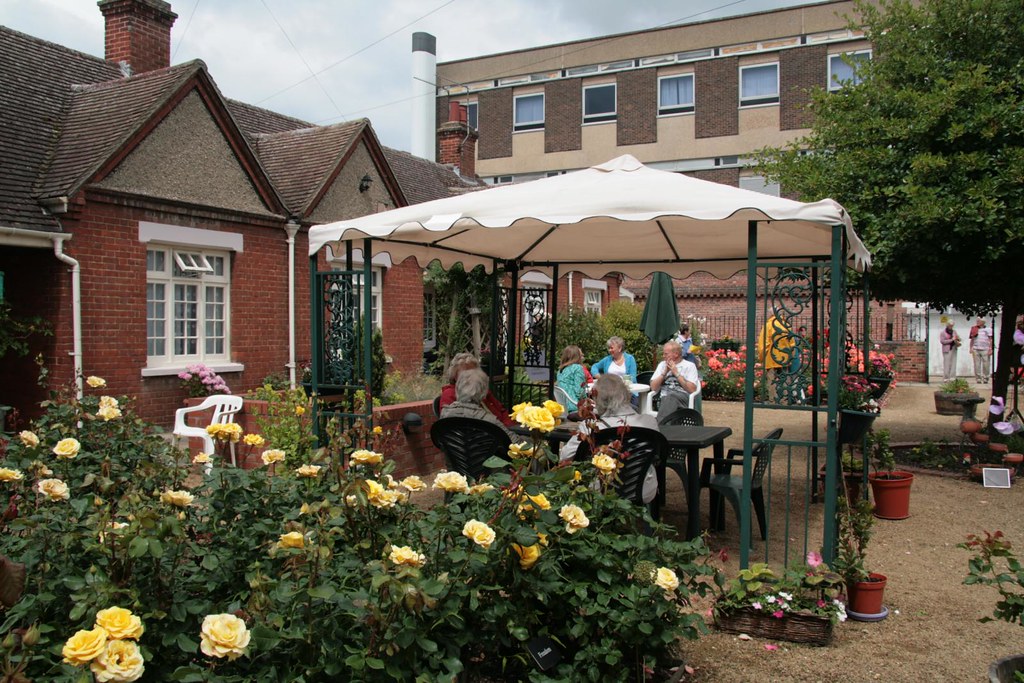 The Hidden Gardens of Bury St Edmunds 19062011 A traditiâ€¦ Flickr