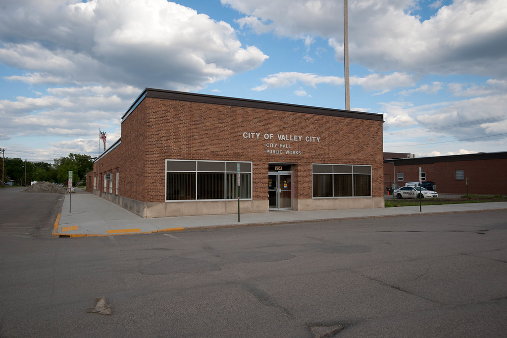 Valley City, North Dakota From Andrew Filer Flickr