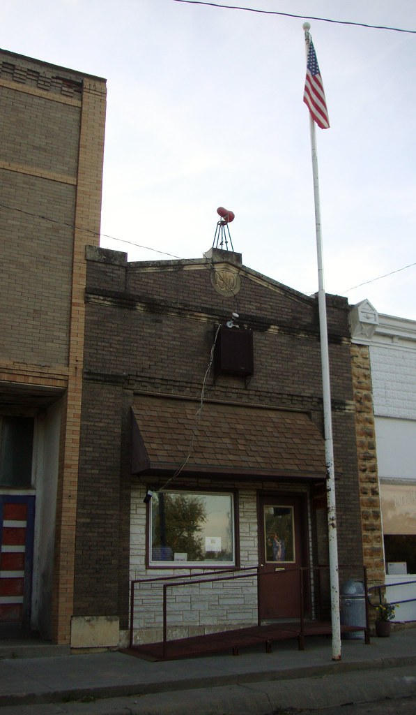 Randall, Kansas City Hall Randall is a small rural norther… Flickr