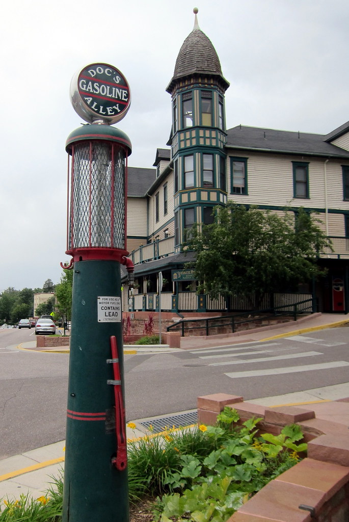 Colorado Manitou Springs Doc's Gasoline Alley and the B… Flickr