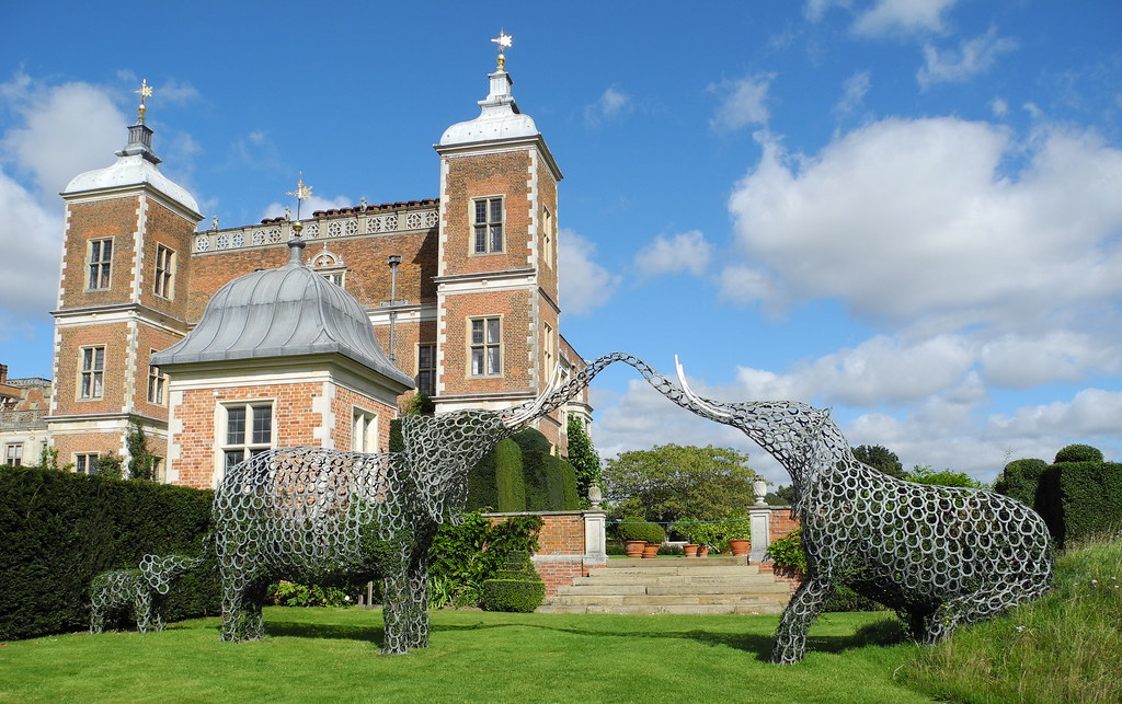 Hatfield House, Hertfordshire Between the East Garden and … Flickr