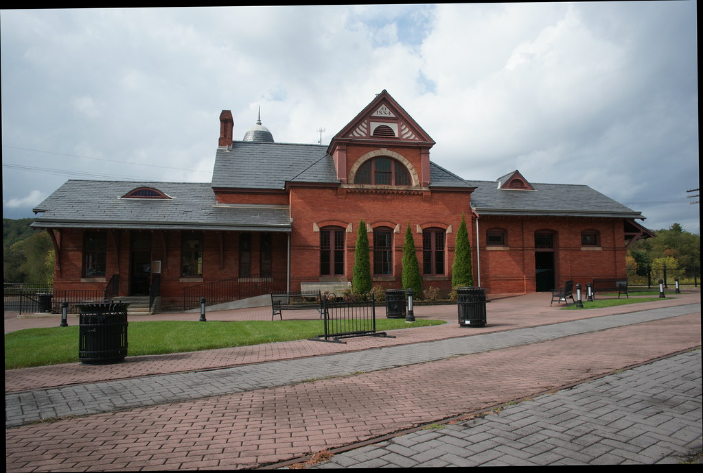 Oakland B&O Railroad Station Museum The Oakland B&O Railro… Flickr