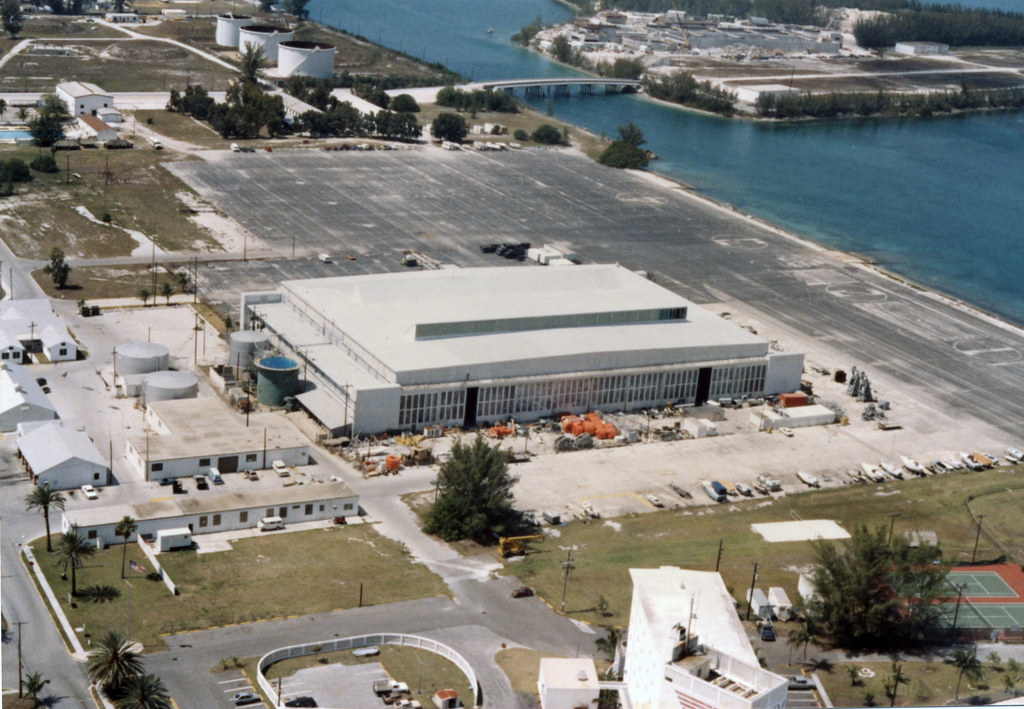 MM00015280x The hanger at Trumbo Annex of the Naval Air St… Flickr