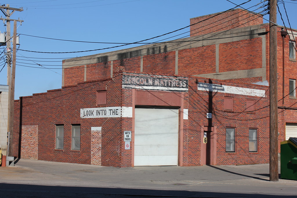 Lincoln Mattress Co. Lincoln, NE Tom McLaughlin Flickr