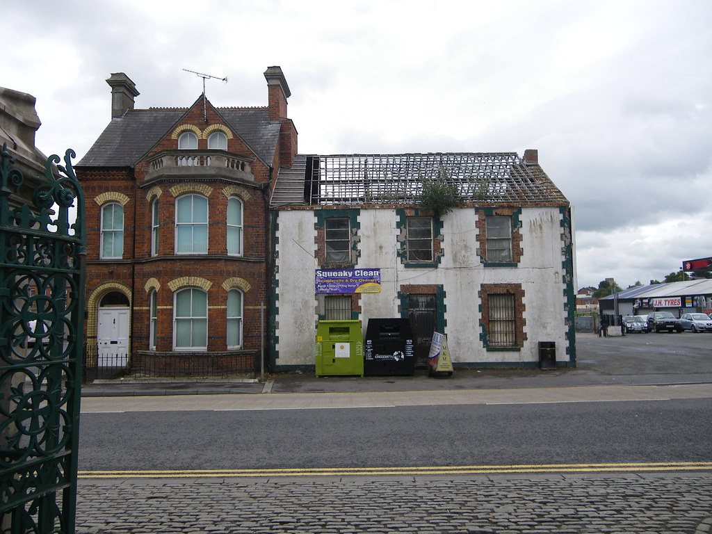 2011 10 (old 6) Cathedral Road, Armagh, Northern Ireland… Flickr