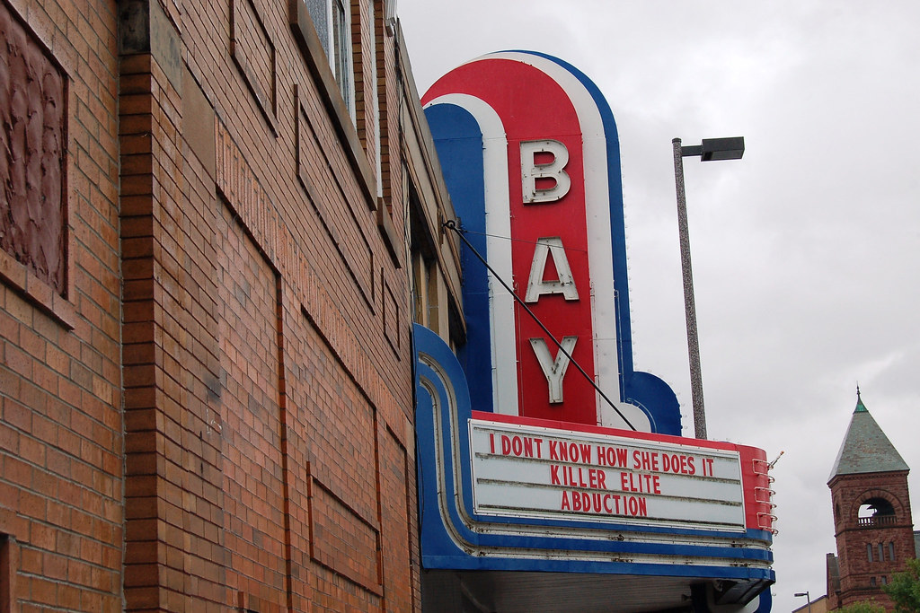 Wisconsin, Ashland, Bay Theatre (8,126b) Earl Leatherberry Flickr