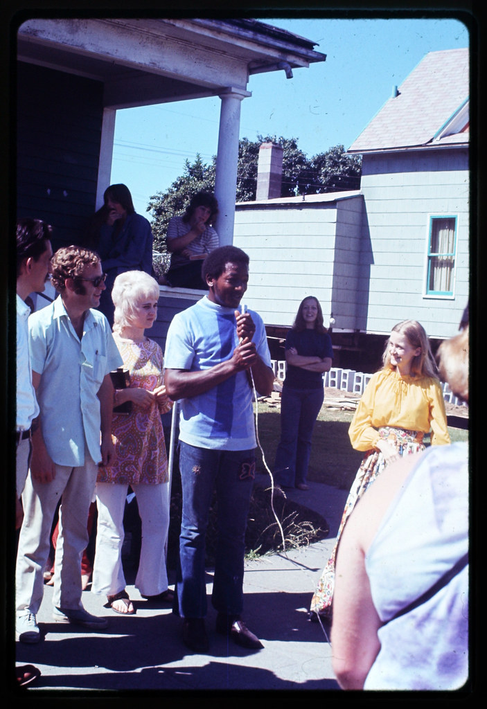 Children of God with Jesus people House of Amos 19701… Flickr