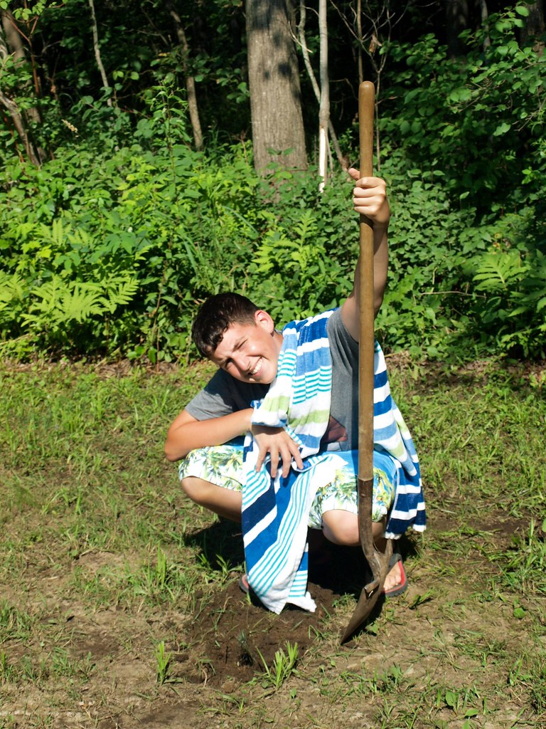 tree planting Camp B'nai Brith of Ottawa Flickr