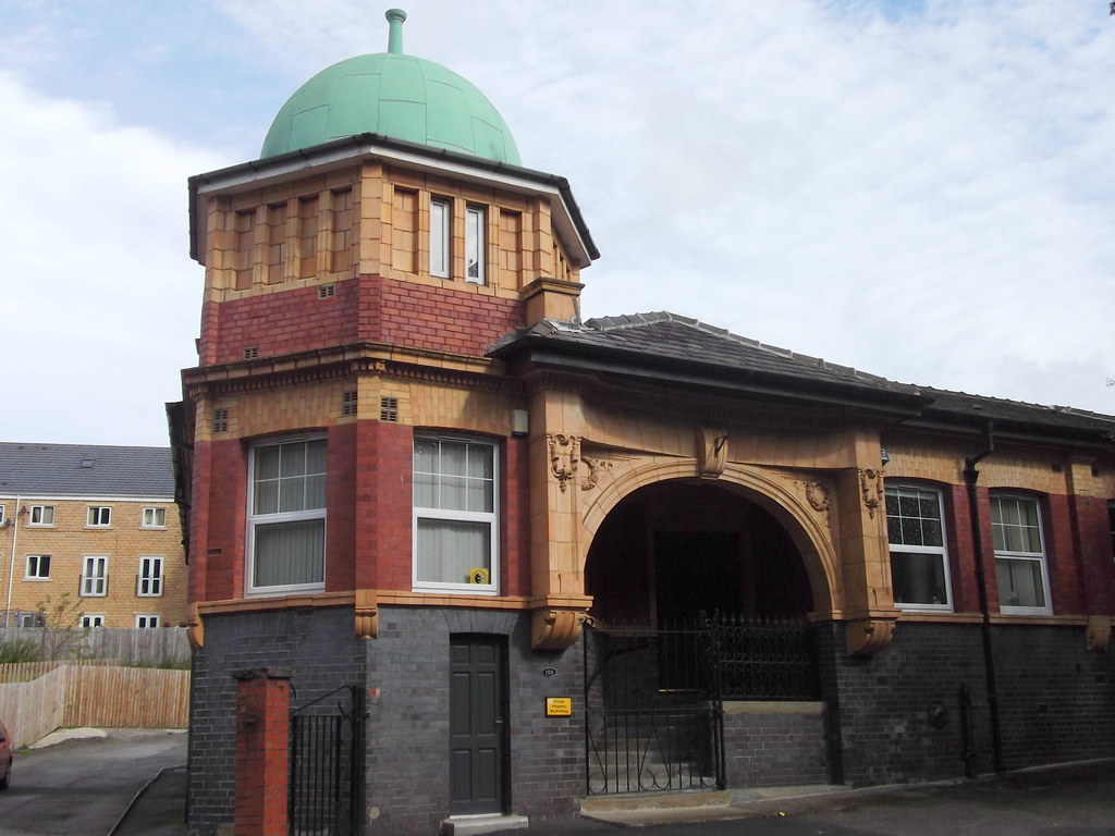 Mons MillHare Mill, Burnley Road, Todmorden "Ukrainian Cl… Flickr