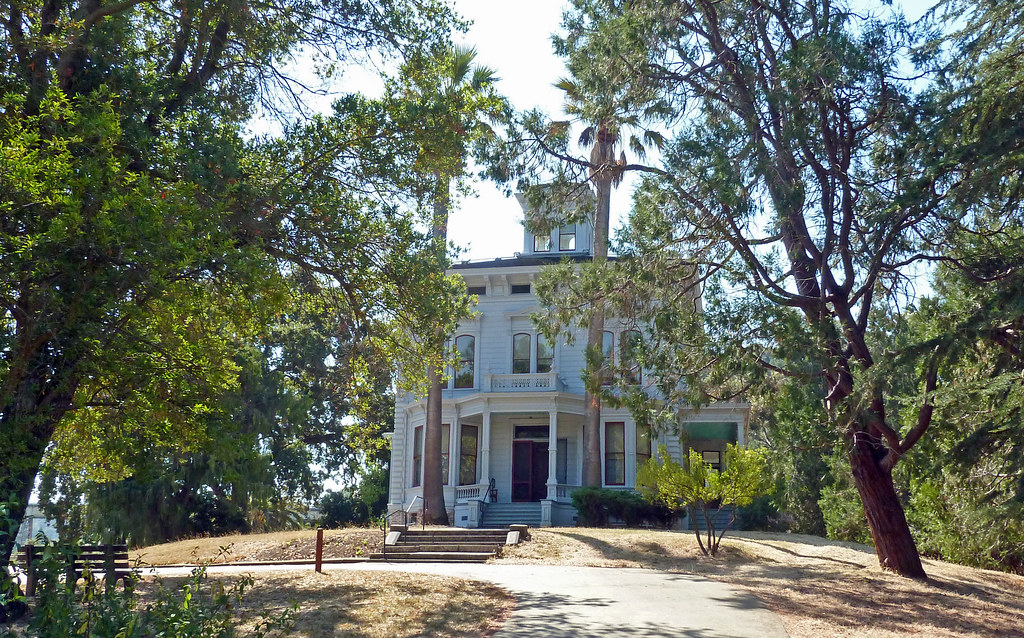 John Muir House Martinez, CA This Victorian home (17 roo… Flickr