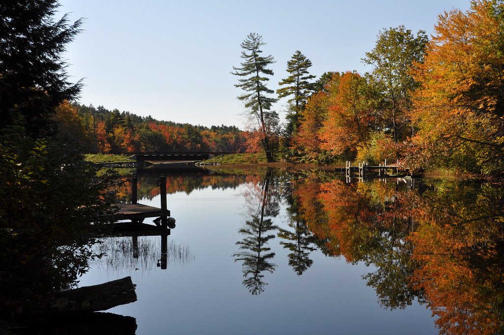 DSC_0637 Sunday, October 9, 2011. Lake Horace in Weare, NH… David Flickr