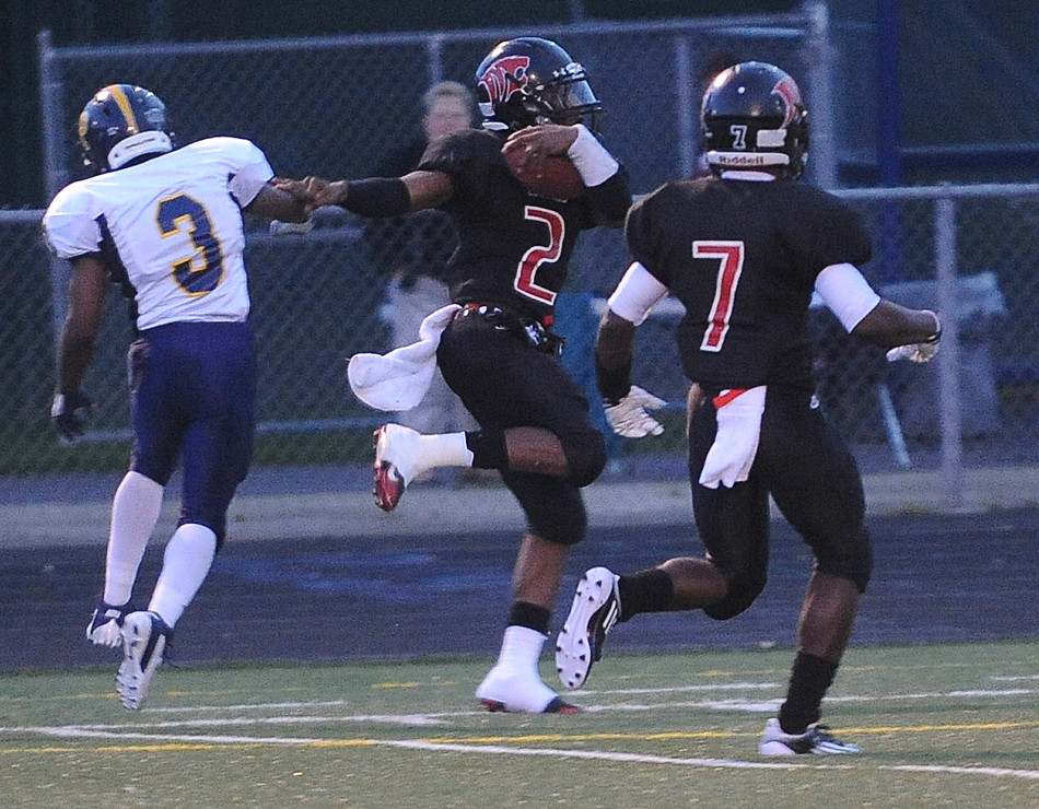 prep2 Michigan Collegiate's Gabe Sanders. (Photo by David … Flickr