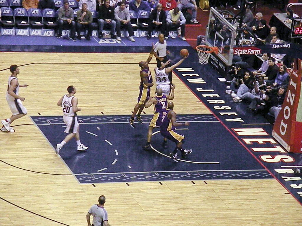 New Jersey Nets vs. Los Angeles Lakers 3.27.09 Izod Center… Flickr