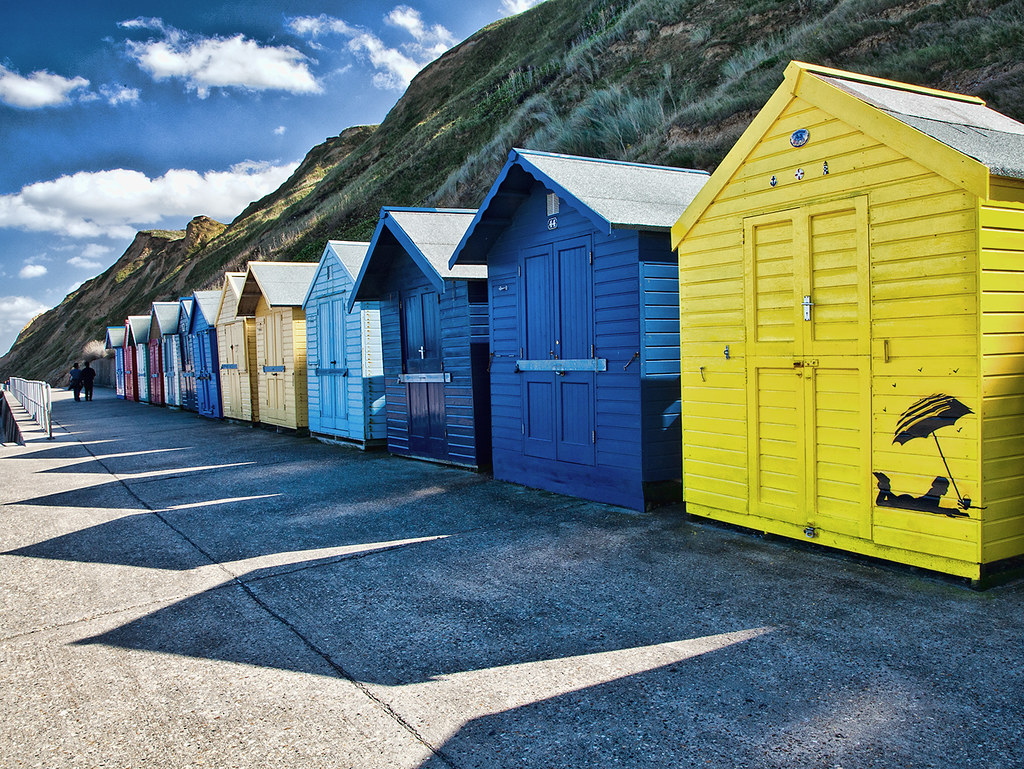 Huts at Sheringham Sunny Sheringham Seaside Shot!...Carefu… Flickr