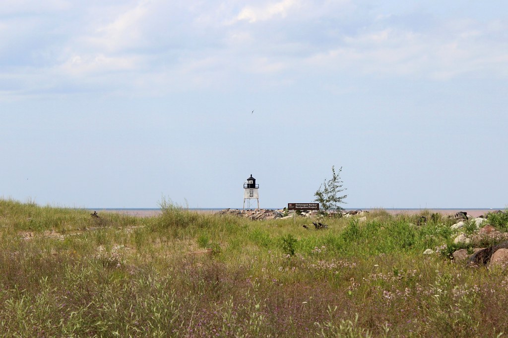 Ontonagon West Pierhead Light Ontonagon West Pierhead Ligh… Flickr