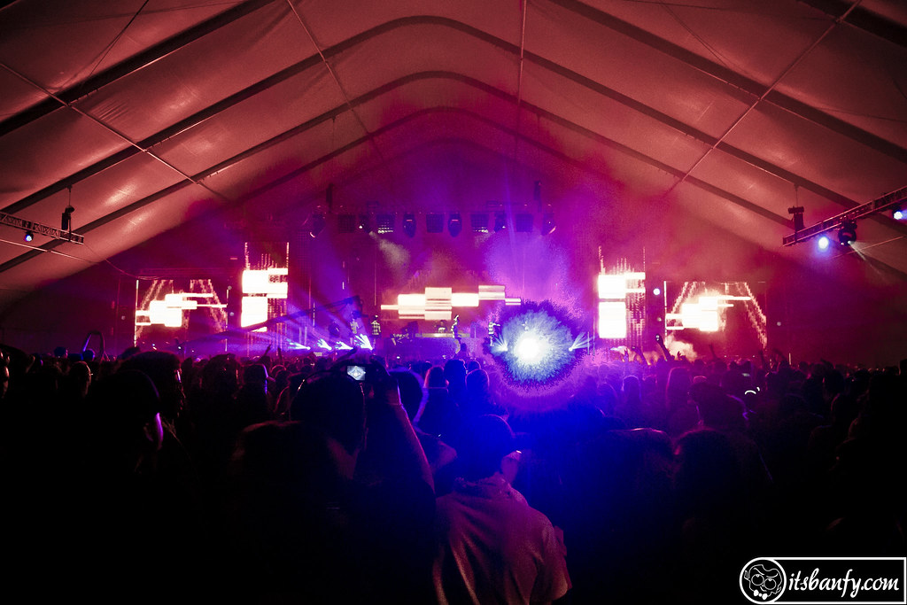 Nocturnal Wonderland 2011 AT THE NOS EVENTS CENTER in Sout… Flickr