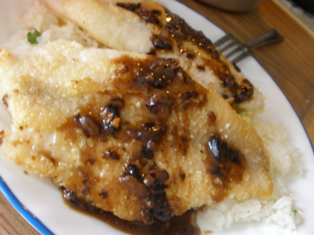 Catfish with black bean sauce Used potato starch to fry th… Flickr