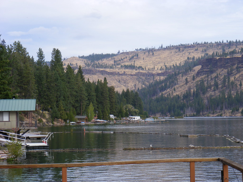Metolius River, Lake Billy Chinook OR. Norma Flickr