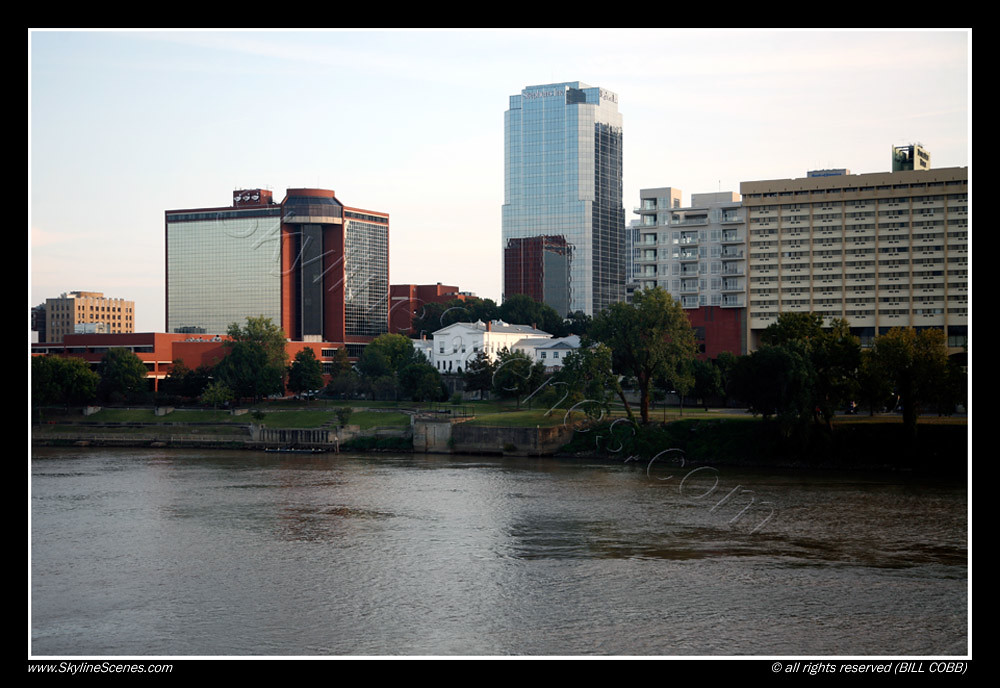 Little Rock, AR Little Rock from Waterfront with Water in … Flickr