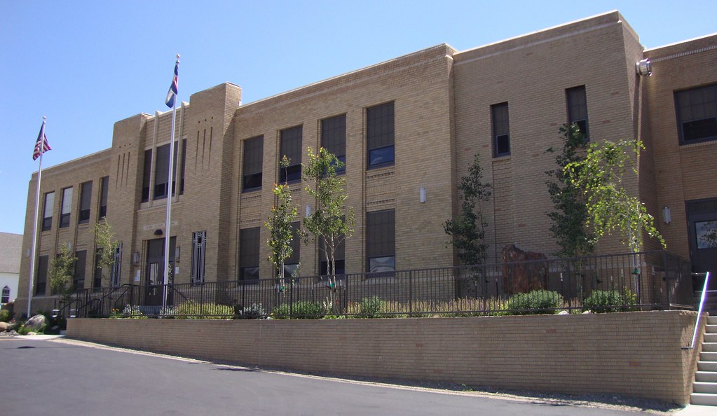 Grand County Courthouse (Hot Sulphur Springs, Colorado) Flickr