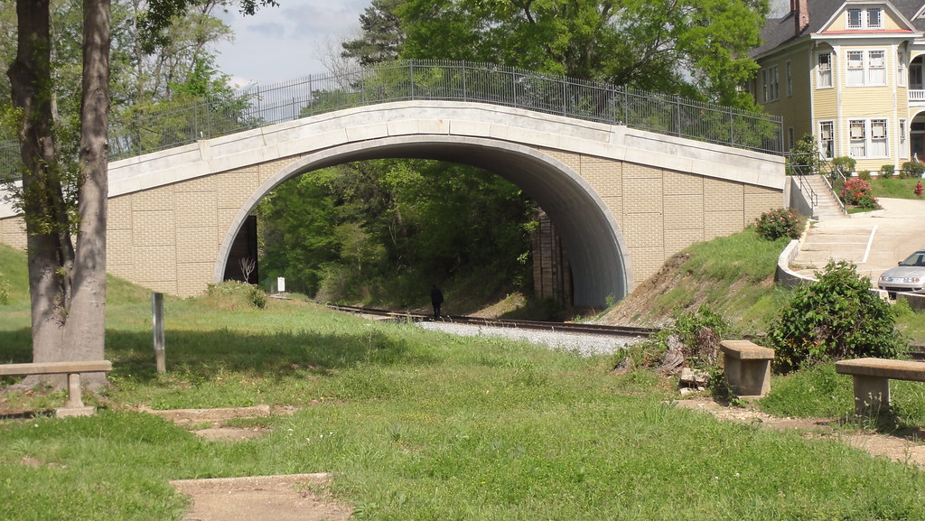 2036 Edwards Station mistabrite Flickr