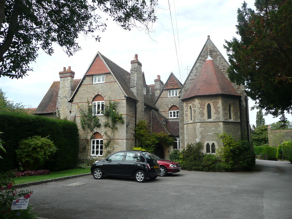 St Michael's House Priory Road, Wantage. Designed by Willi… Flickr