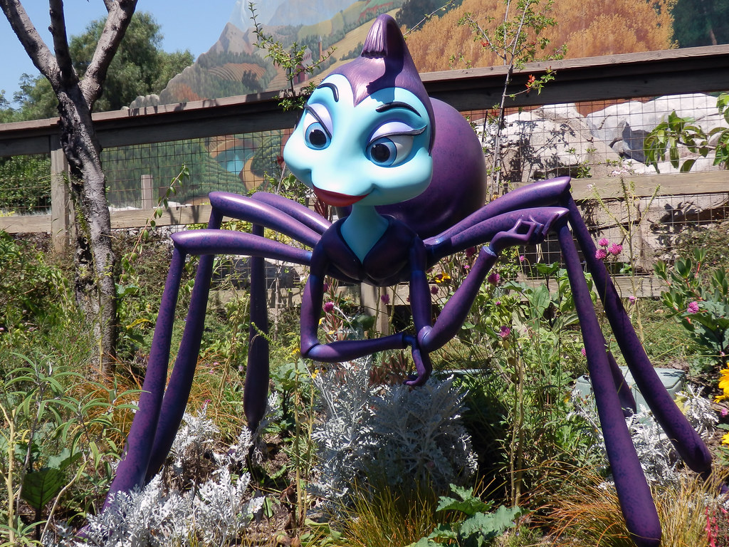 Rosie Statue from A Bug's Life a photo on Flickriver