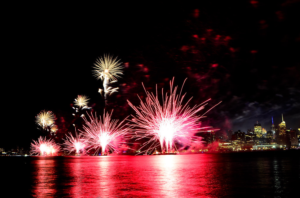 New York July 4 Fireworks Renan Caparas Flickr