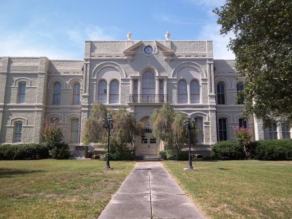 1897 Brazoria County Courthouse, Angleton, Texas Nicolas Henderson